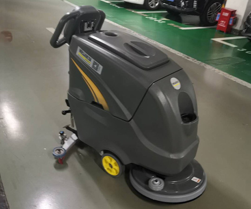 ?電動(dòng)洗地機(jī)智能洗地新體驗(yàn)，精準(zhǔn)感應(yīng)更省心！